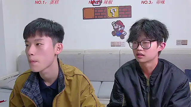 Chili-001 online show from April 15, 12:39 am