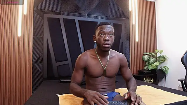 Oliver Laurent  online show from April 9, 12:10 pm