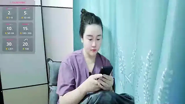 PINGGUO-33 online show from March 9, 6:06 am