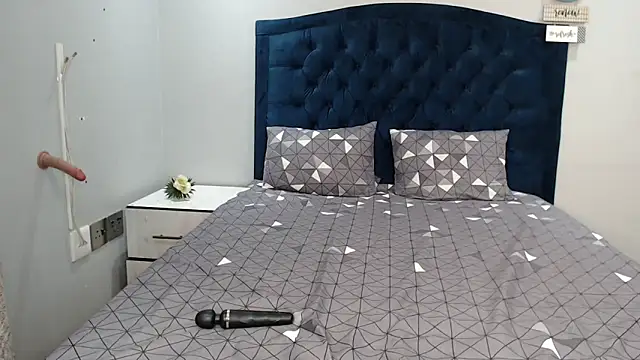 Lee Babe online show from April 21, 9:17 pm