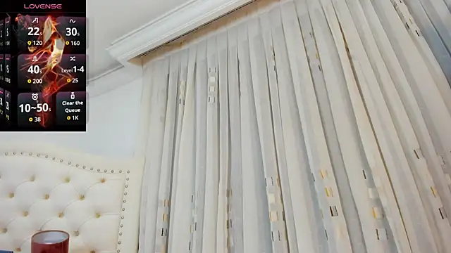 Snapshot of Melisa_Ebony chatting on May 4, 9:33 pm Melisa Ebony online show from May 4, 9:33 pm
