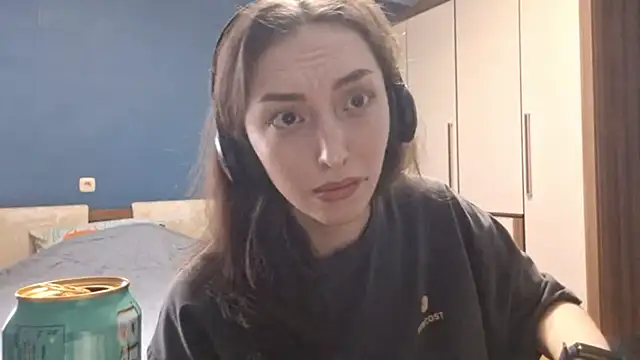 CindyLight online show from April 4, 3:20 pm