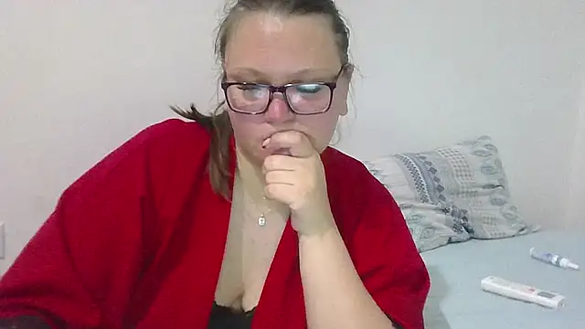 MuseChic Wild online show from April 10, 11:20 pm