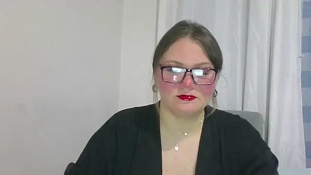 MuseChic Wild online show from April 14, 7:53 pm