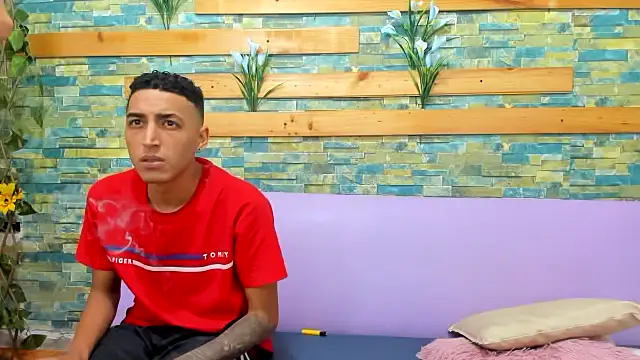 Hot blowjobs  online show from April 2, 9:01 pm