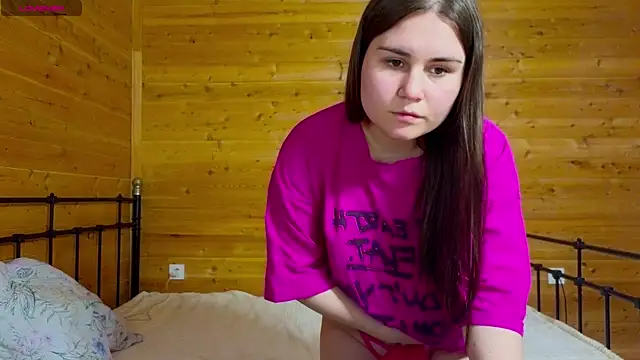 LucyMur online show from April 7, 4:18 pm