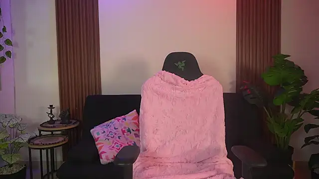 calypso and g2 online show from April 8, 2:11 am