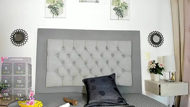 Arya Grey online show from April 14, 11:38 am