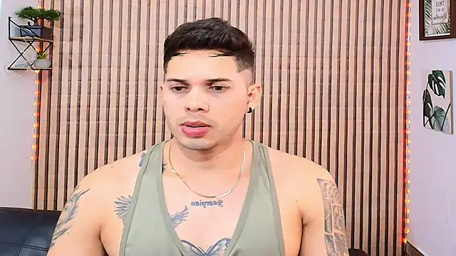 johan speitzer online show from April 13, 11:21 pm