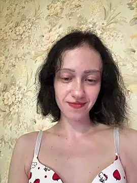 Snapshot of AmanitaXXX69 chatting on June 10, 8:13 am AmanitaXXX69 online show from June 10, 8:13 am