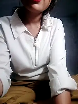 Divya3107 online show from March 30, 4:24 am