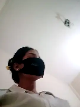 Divya3107 online show from April 16, 4:19 pm