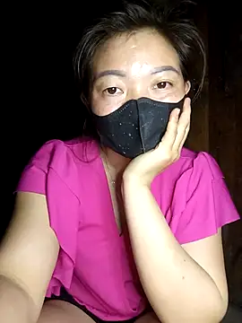 Bling-pusy online show from April 4, 1:52 pm