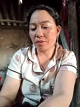 Yellow-pink online show from March 24, 4:39 am