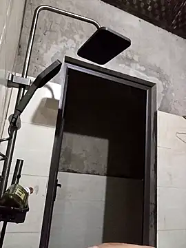 Yellow-pink online show from April 4, 1:52 pm