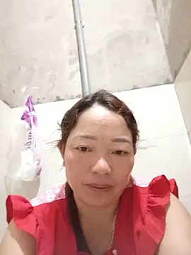 Snapshot of Yellow-pink chatting on June 4, 10:38 pm Yellow-pink online show from June 4, 10:38 pm