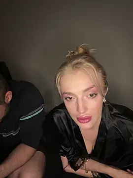 Bambi Bite online show from March 9, 11:42 pm