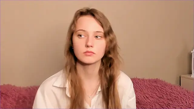 RubieHeiser online show from April 23, 10:03 am