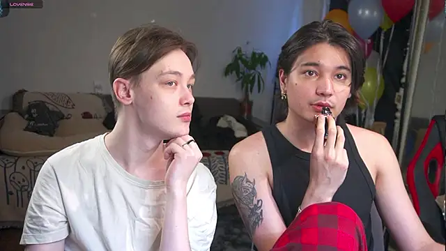 Badtwinkboys online show from March 24, 9:58 am