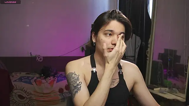 Badtwinkboys online show from May 6, 11:26 am