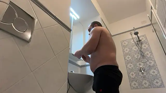 faantaasy online show from April 17, 9:07 pm