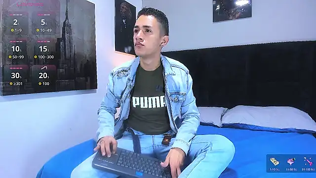Snapshot of _Alan_Walker_1 chatting on July 22, 3:26 pm Alan Walker 1 online show from July 22, 3:26 pm