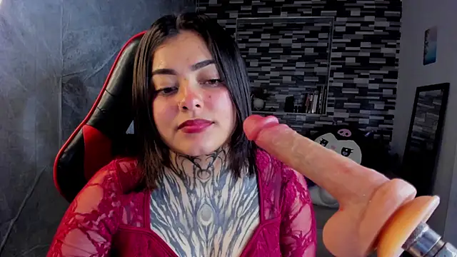 Sophiia cherry online show from May 16, 8:07 pm