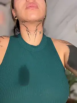 CarolQueen1  online show from March 25, 12:55 pm