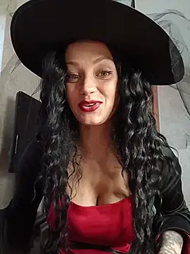 EhidnaLowq online show from April 15, 6:20 am