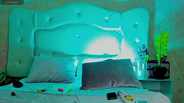 ThomasThundr online show from March 21, 6:40 am