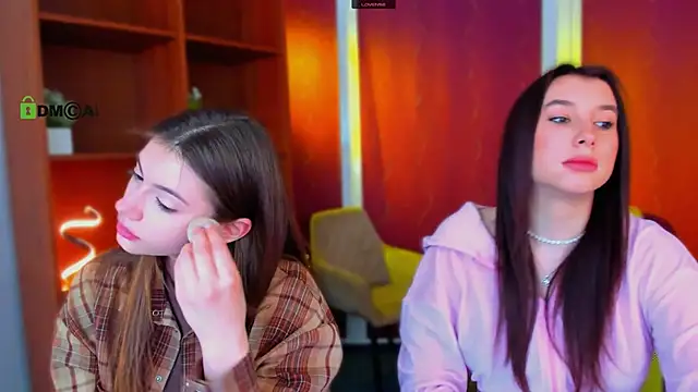 mia bamby1 online show from March 26, 6:08 am