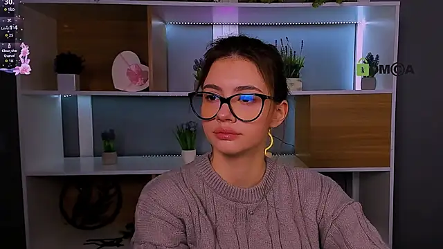 mia bamby1 online show from April 8, 5:18 am