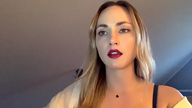 ScarlettSensitive online show from March 26, 4:12 pm