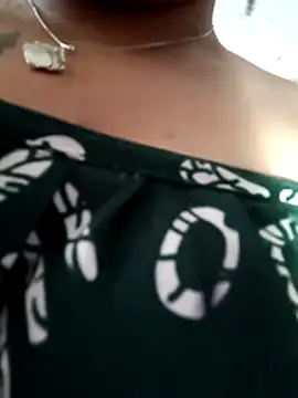 Snapshot of Delhi_Patola chatting on July 1, 4:25 am Delhi Patola online show from July 1, 4:25 am