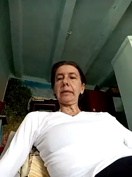 Tania9876 online show from April 26, 6:44 am