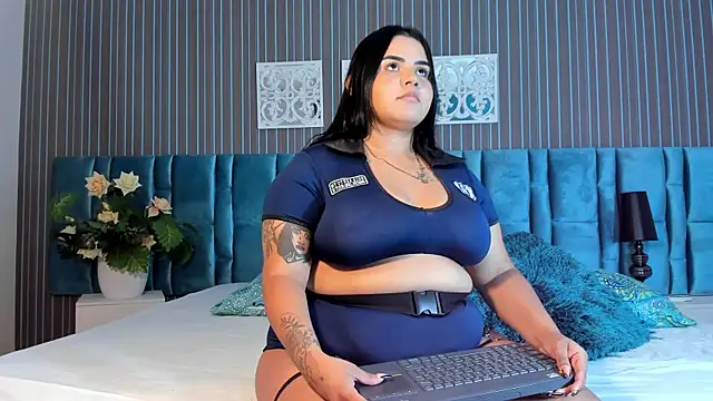 MiiaaVelvet online show from April 12, 8:14 pm