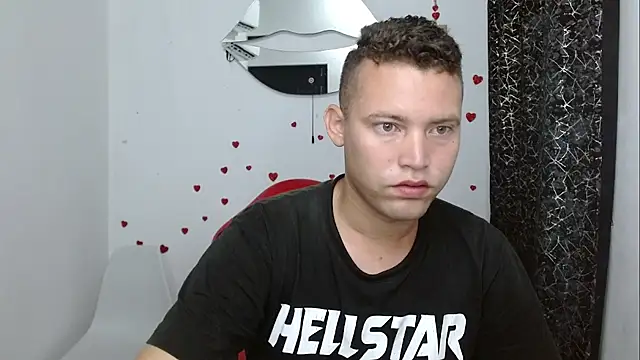 sven fox723 online show from April 16, 11:44 am