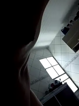 Bruccebr online show from March 25, 1:17 pm