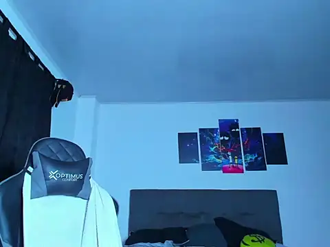 Steve Dennis online show from April 12, 12:59 am