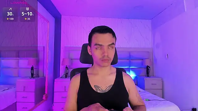 NicoKinggs  online show from April 6, 1:34 pm