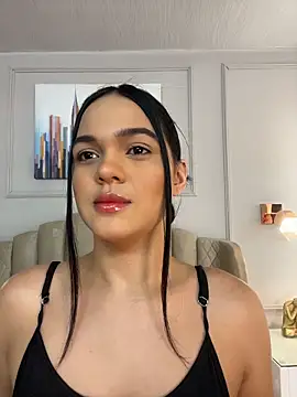 Snapshot of Bella-Ferrer chatting on May 20, 6:14 pm Bella-Ferrer online show from May 20, 6:14 pm