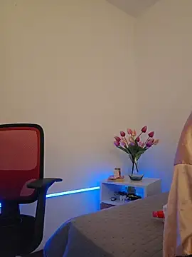 Victoria Evanss online show from March 27, 9:47 pm