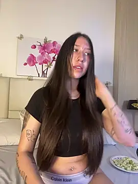 AmberVegaa online show from March 18, 12:30 pm