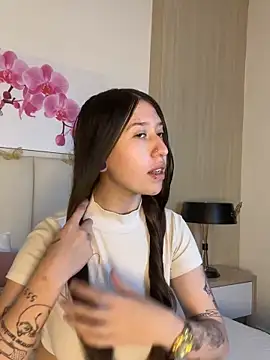 AmberVegaa online show from April 1, 1:01 pm