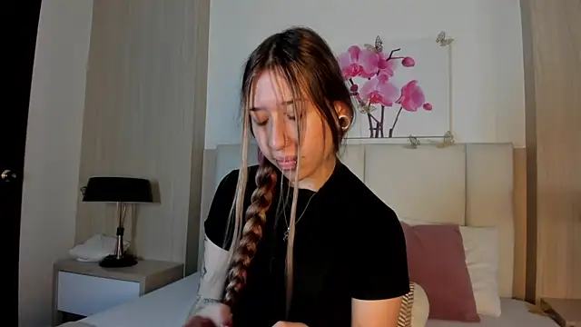 AmberVegaa online show from April 12, 4:56 pm