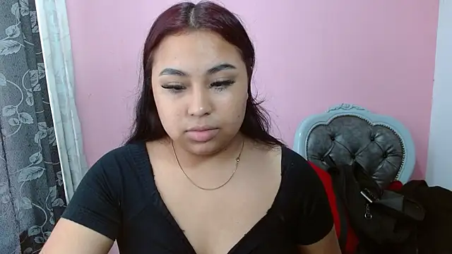 candymorena69 online show from April 14, 12:44 pm