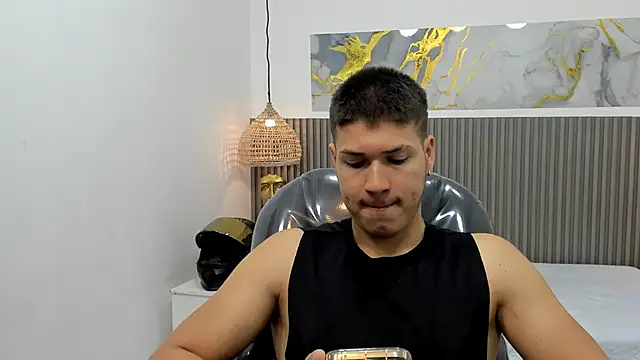 AlessandroFranco online show from March 31, 1:44 pm