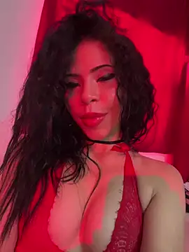 MiaReidd online show from April 9, 2:11 pm