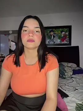 Alaia Blosson online show from June 1, 9:27 pm