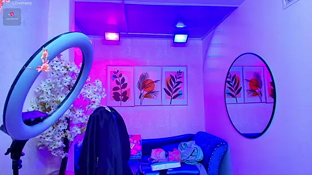 Gabriela meow online show from April 23, 12:15 pm